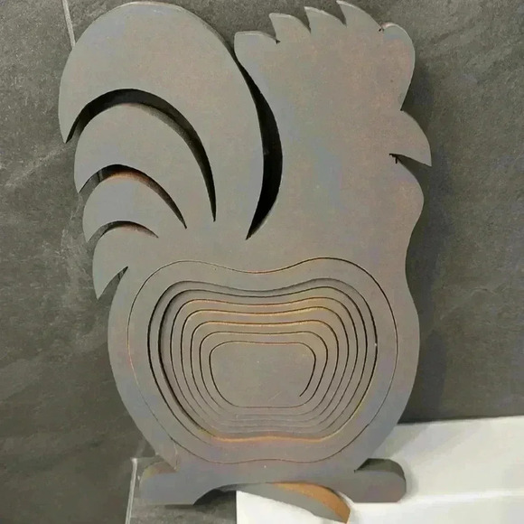 Rooster collapsing wood spiral fruit bowl - Picture 4 of 5